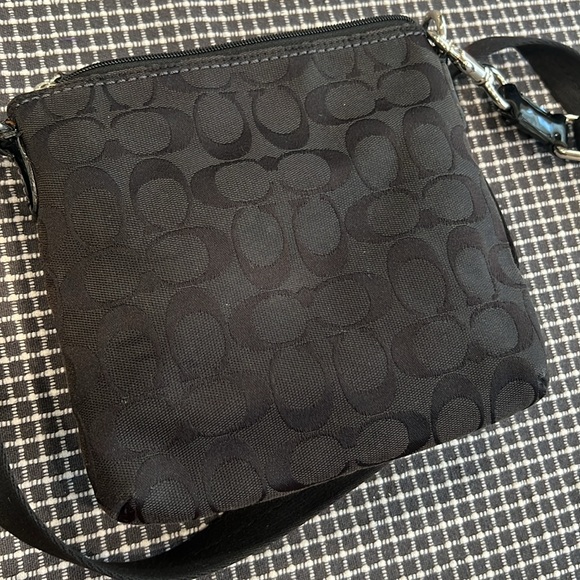 Coach cross body - Picture 4 of 10